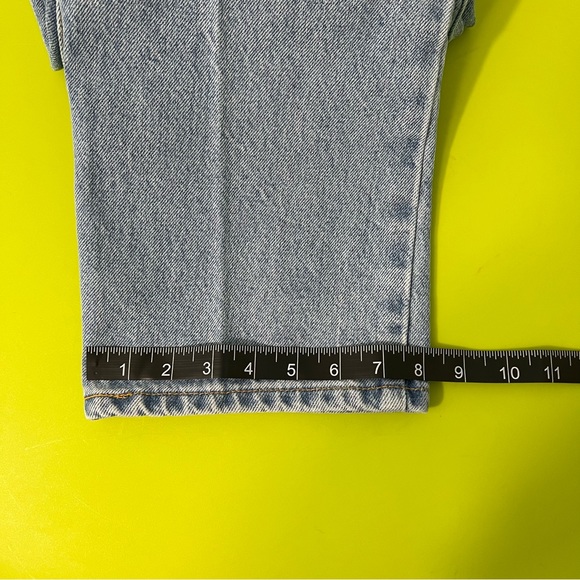 Vintage 505 Levi’s High Waist fit Jeans - Picture 5 of 10